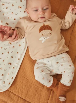 Suits And Ensembles-Sergent Major Beige top, ecru leggings and caramel socks