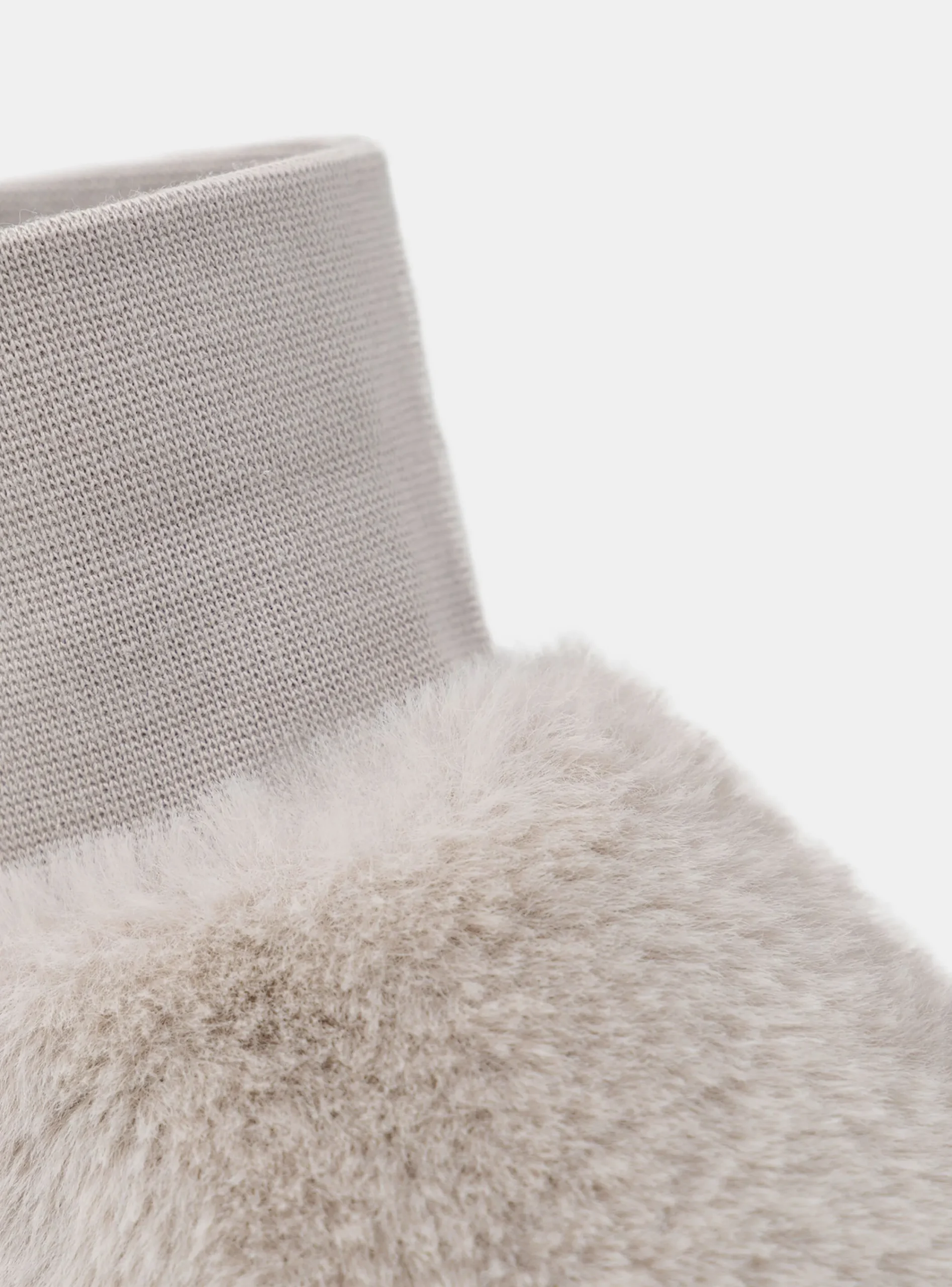 Hat, Mittens-Sergent Major Off white SLIPPERS